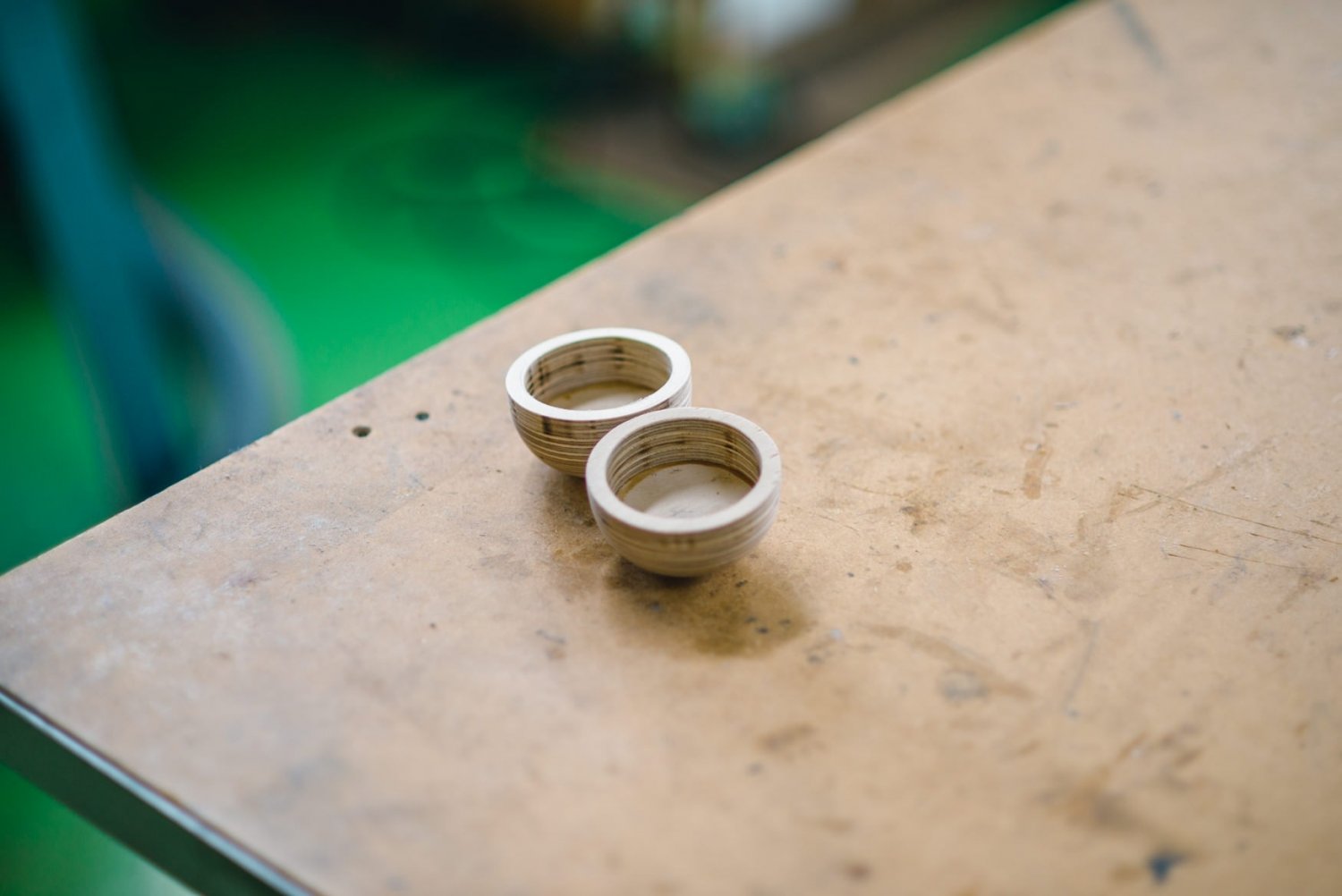 オリジナルで製作されたツィターマウント、カップ