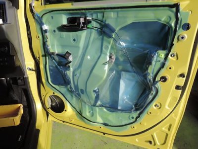 シフォン右ドア