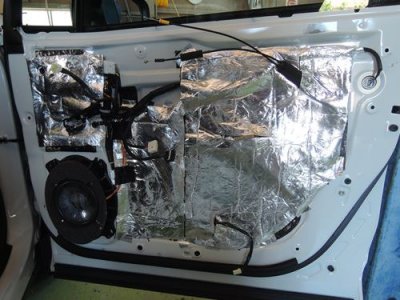 量販店のデッドニング