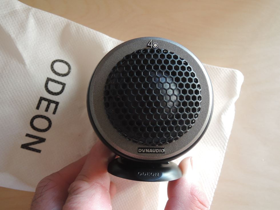 スズキクロスビー スピーカー交換DYNAUDIO Estan 236取り付け | カー