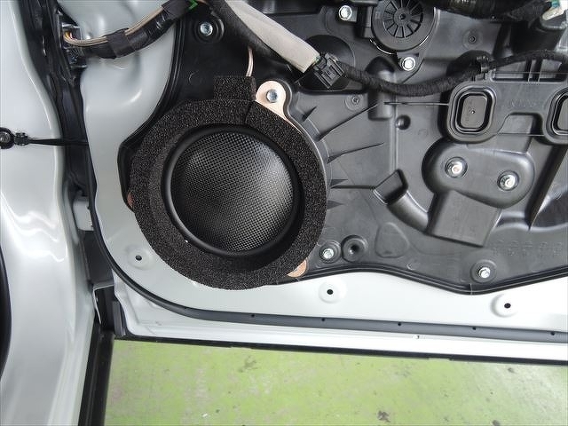 VIRTAS　NANO　CARBONのウーハー取り付け