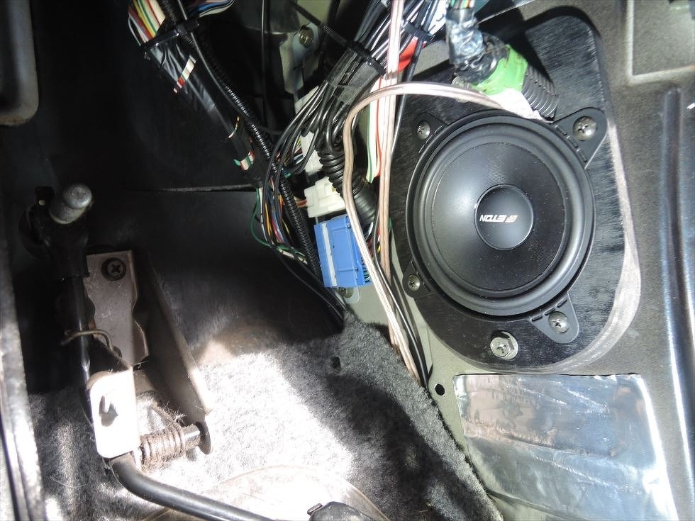 スズキジムニーJB23W交換スピーカーはイートンPOW-100