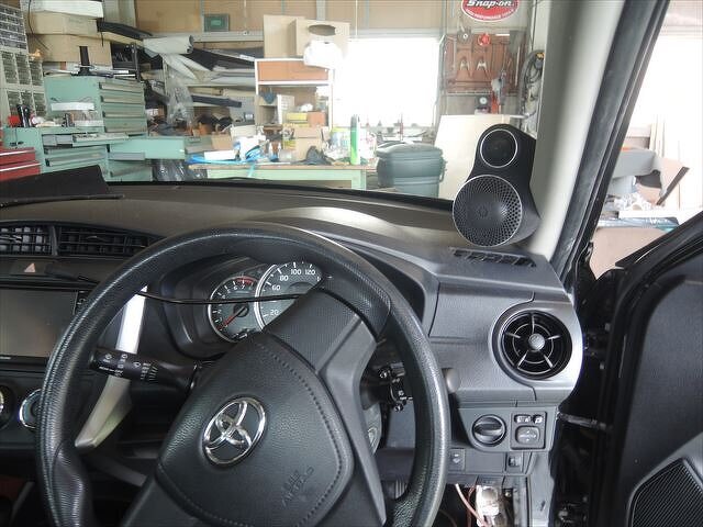 ツィーター、ミッドレンジカップピラー取付右