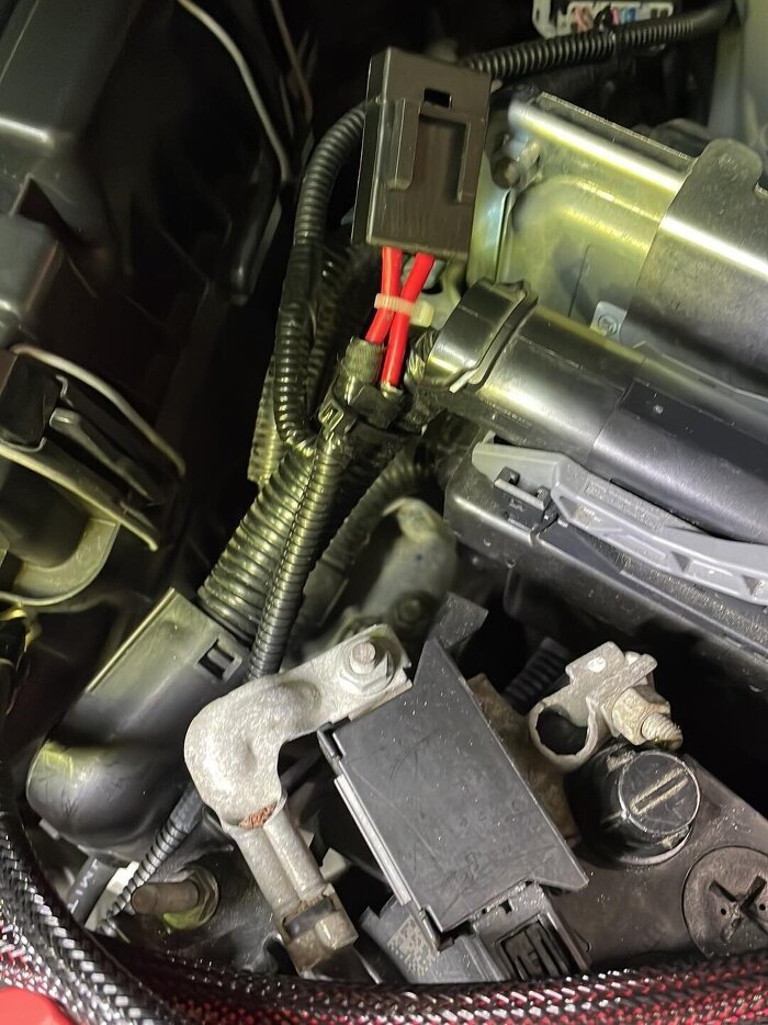 RECARO用電源取り出しとヒューズ