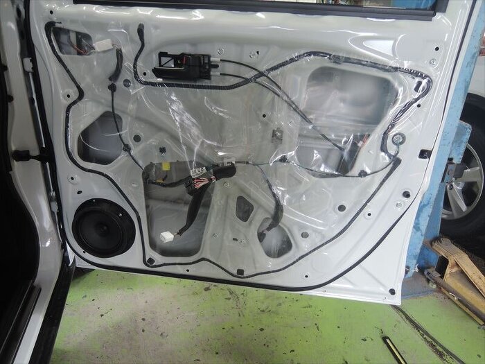 スズキハスラースピーカー取り外し