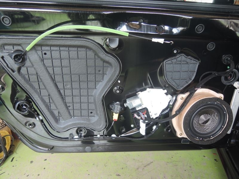 アウディTTインナーバッフルとスピーカー取付