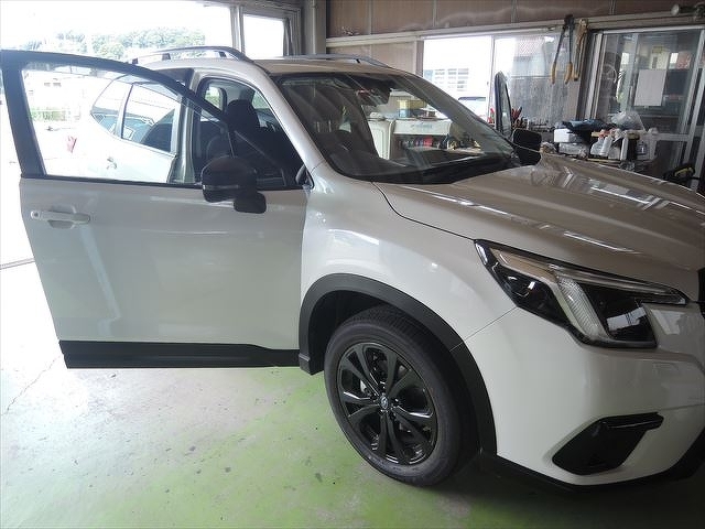 スバルフォレスタ2023年式