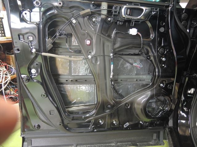 ホンダステップワゴンデッドニング