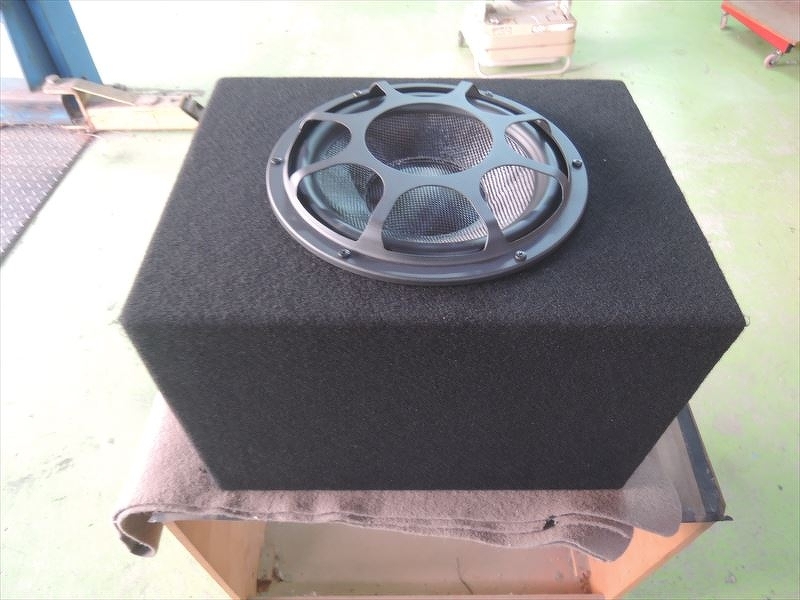 12インチ　ULTEMO TI 124とウーハーボックス