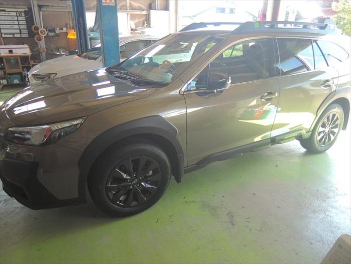 スバルアウトバック　ハーマンカードン仕様車